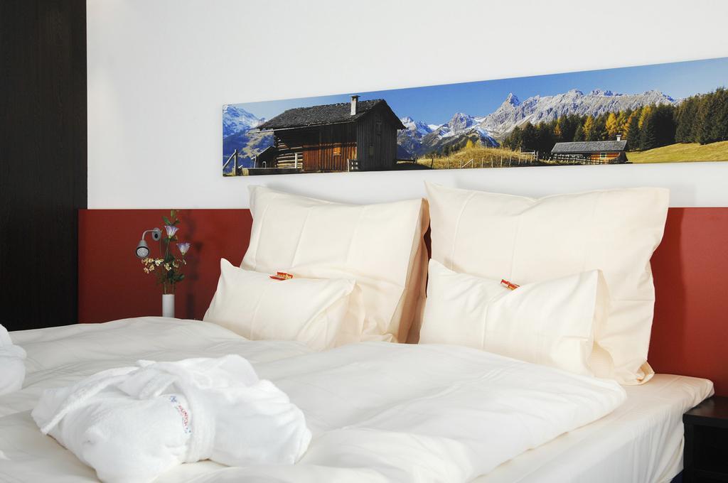Stay2Munich Hotel & Serviced Apartments Brunnthal Exterior photo